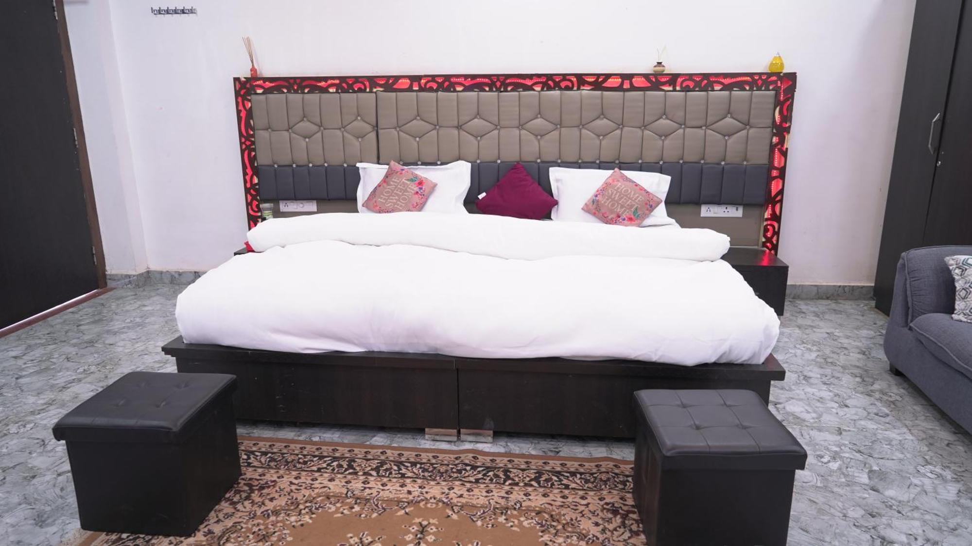 Rajmahal Resort Banquet Hall And Hotel Patna  Bagian luar foto